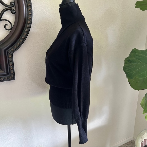 Tyrolia Skiwear is by HEAD Women’s Black Ski Sweater Jumper Silver Star - Picture 11 of 15